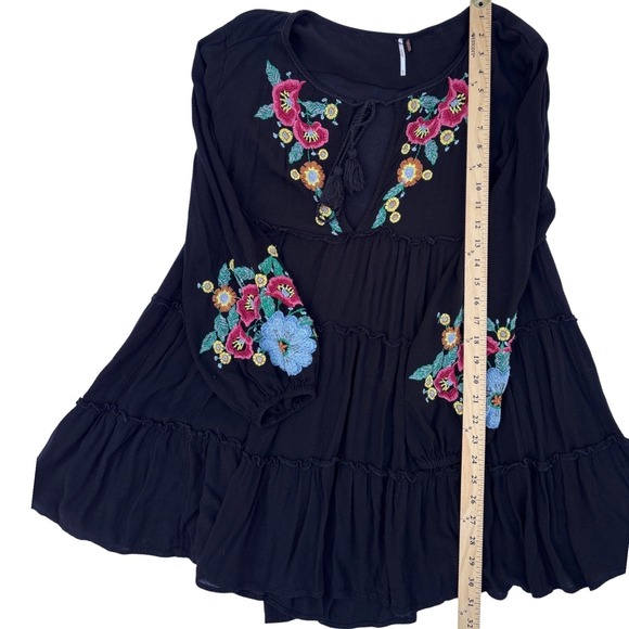 Free People Tops - Free People Black Embroidered Floral Tiered Tassel Peasant Tunic Top XS OB403332